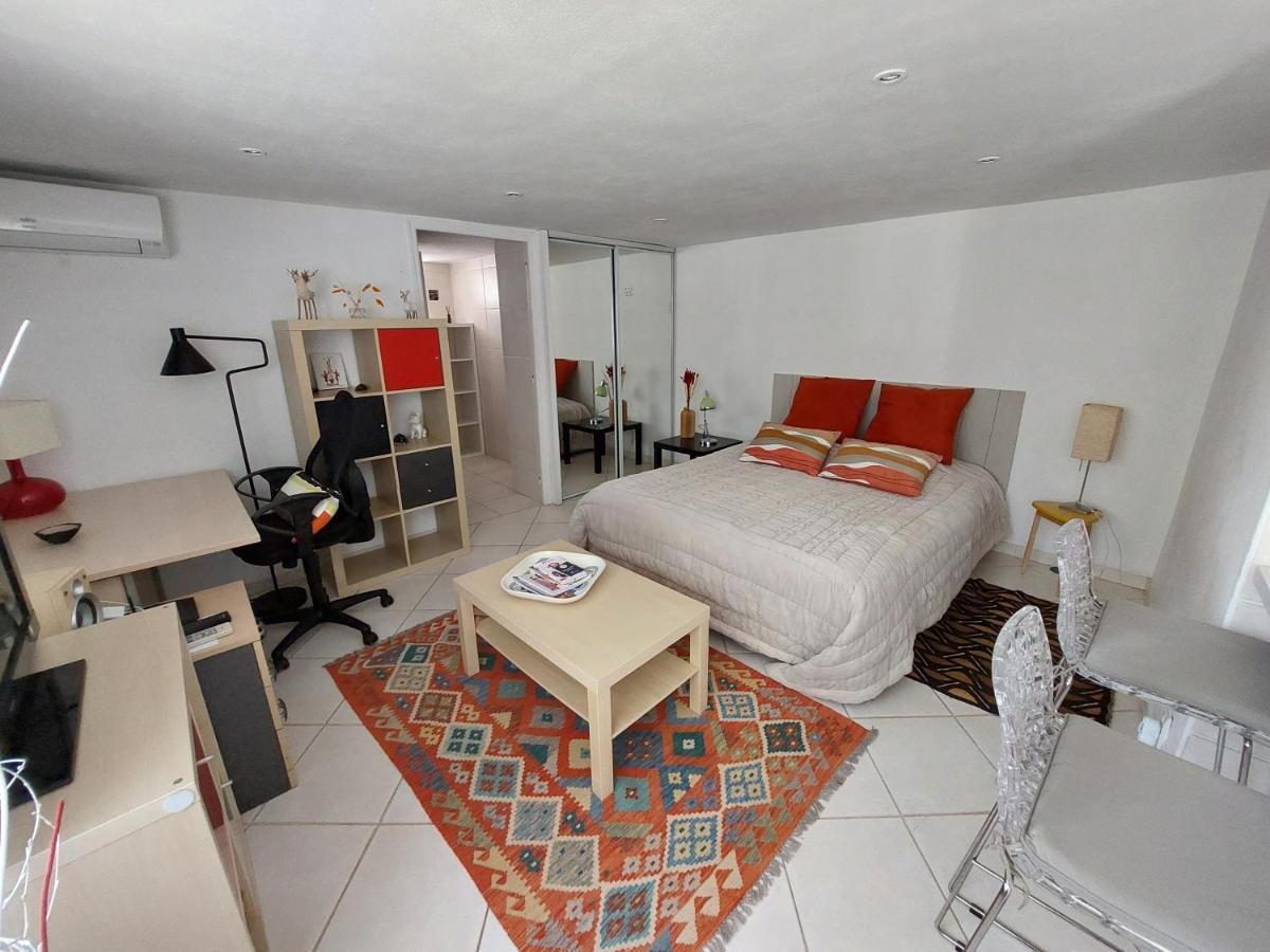 Studio Independant Pres Du Centre Ville Nîmes Dış mekan fotoğraf